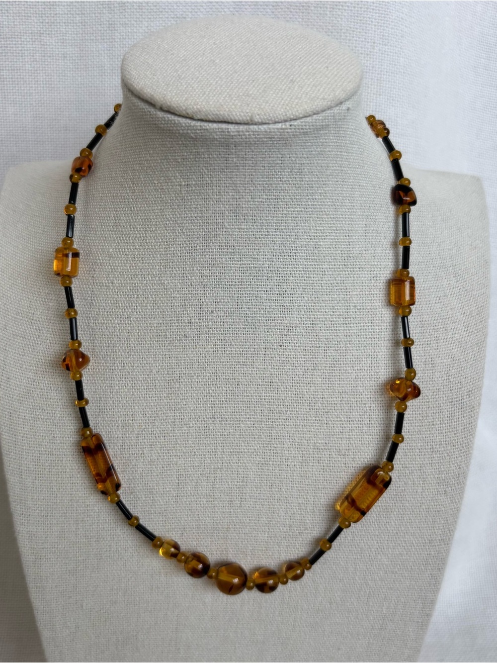 Vintage Czech Glass Bead Necklace Barrel Clasp  16 Inch